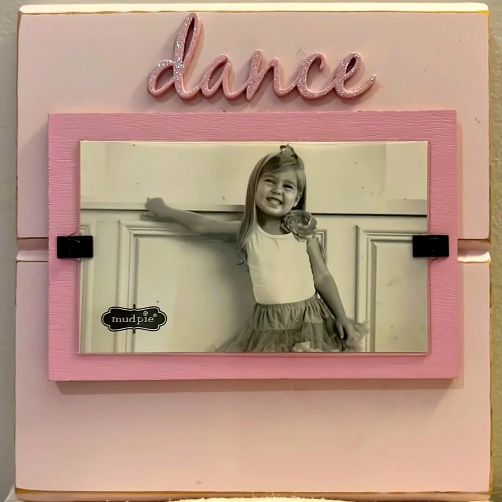 “Dance” Frame